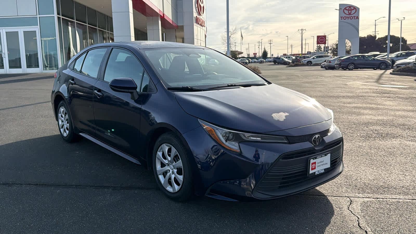 Thumbnail: 2023 Toyota Corolla - 3