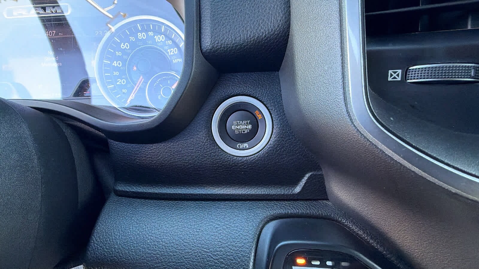 Thumbnail: 2020 RAM 1500 - 17