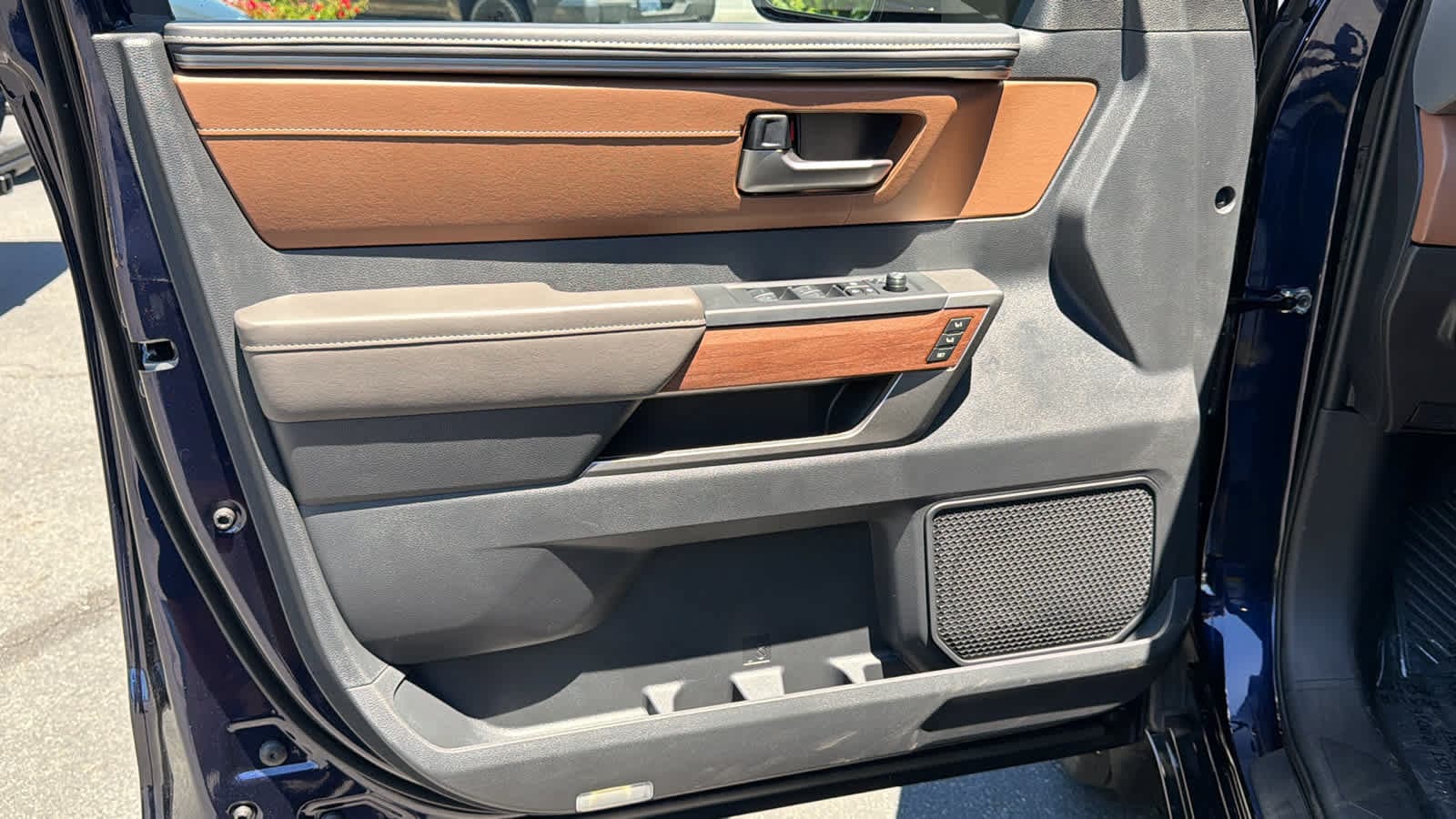 2026 Toyota Tundra 1794 Edition - Photo 22