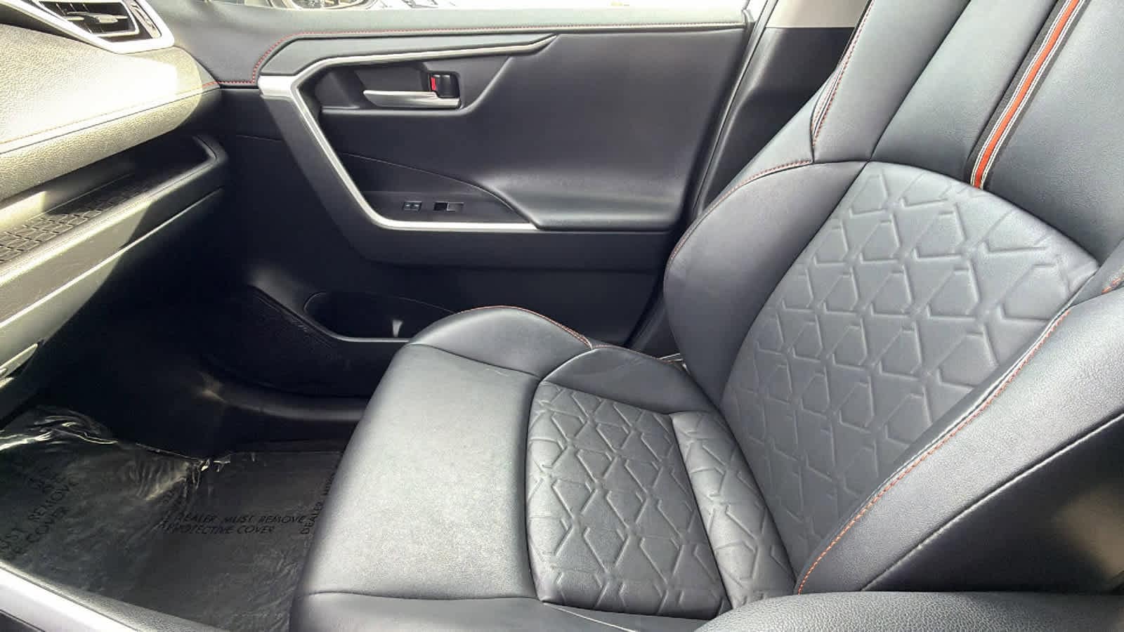 Thumbnail: 2023 Toyota RAV4 - 12