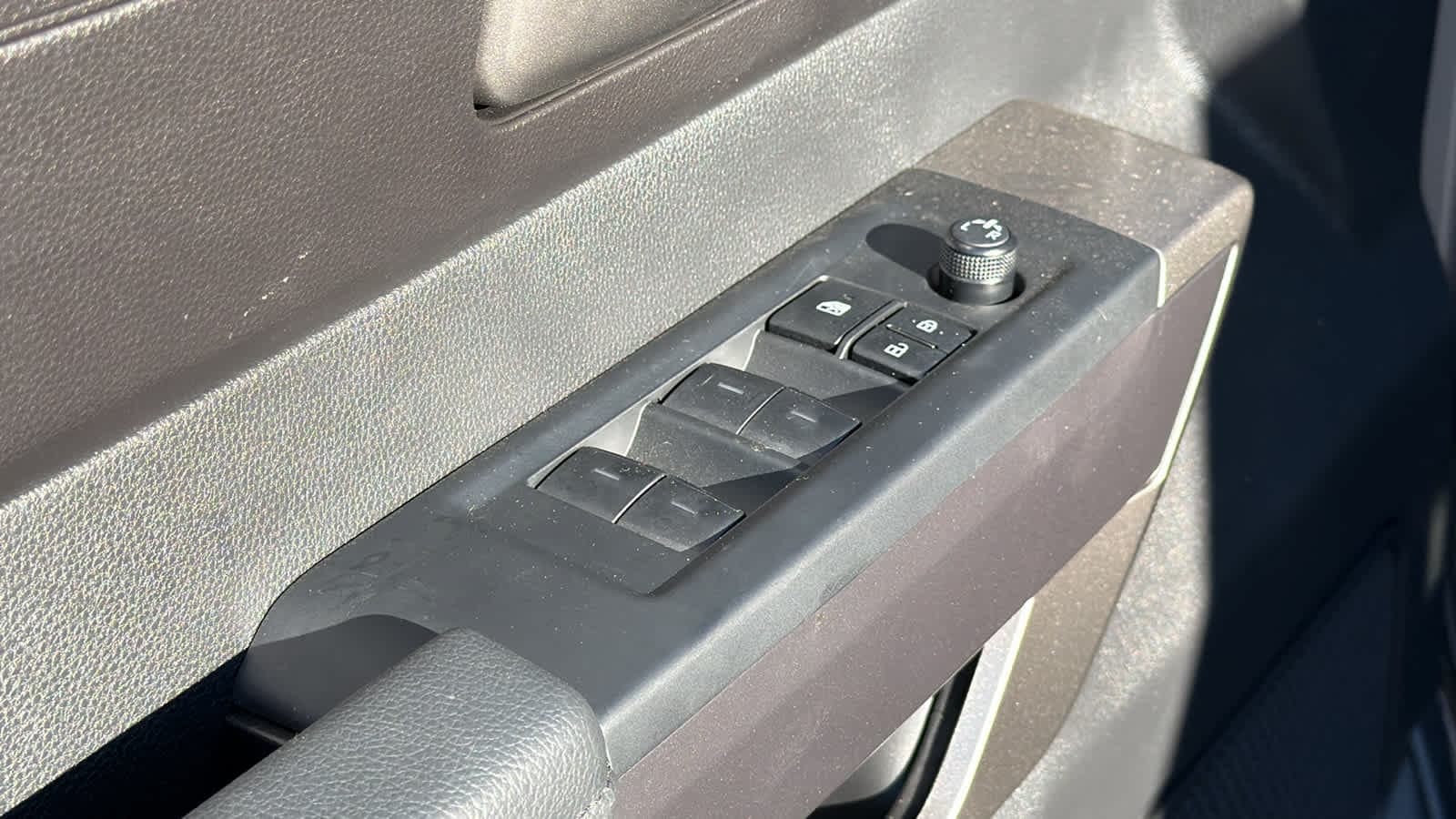 2026 Toyota Tundra SR5 - Photo 22