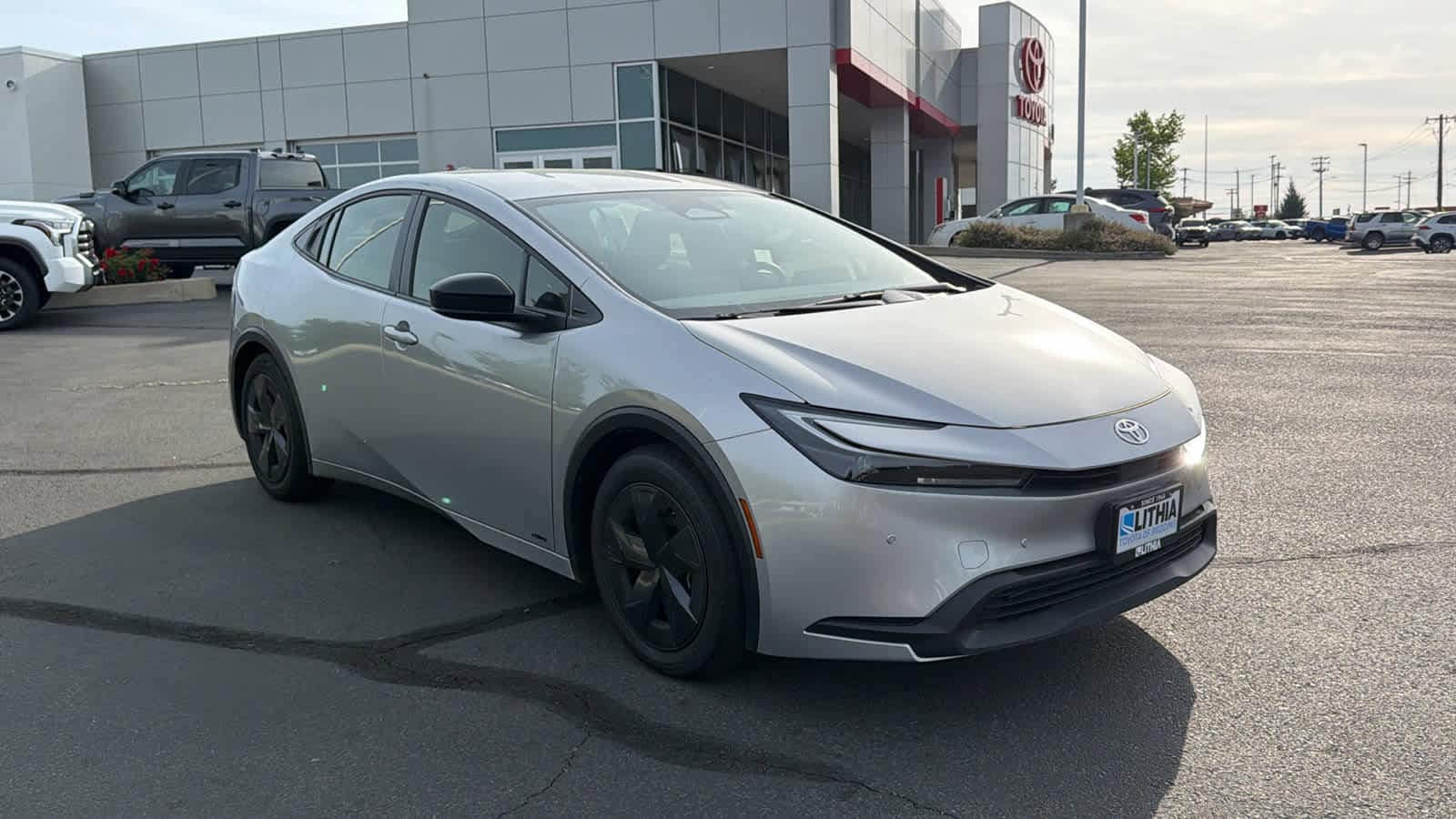 Thumbnail: 2024 Toyota Prius - 3