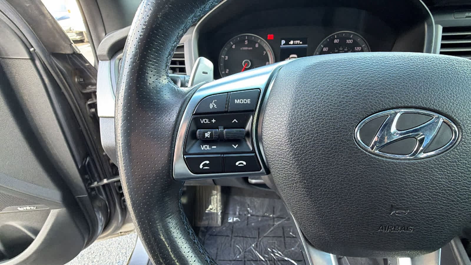 Thumbnail: 2018 Hyundai Sonata - 19