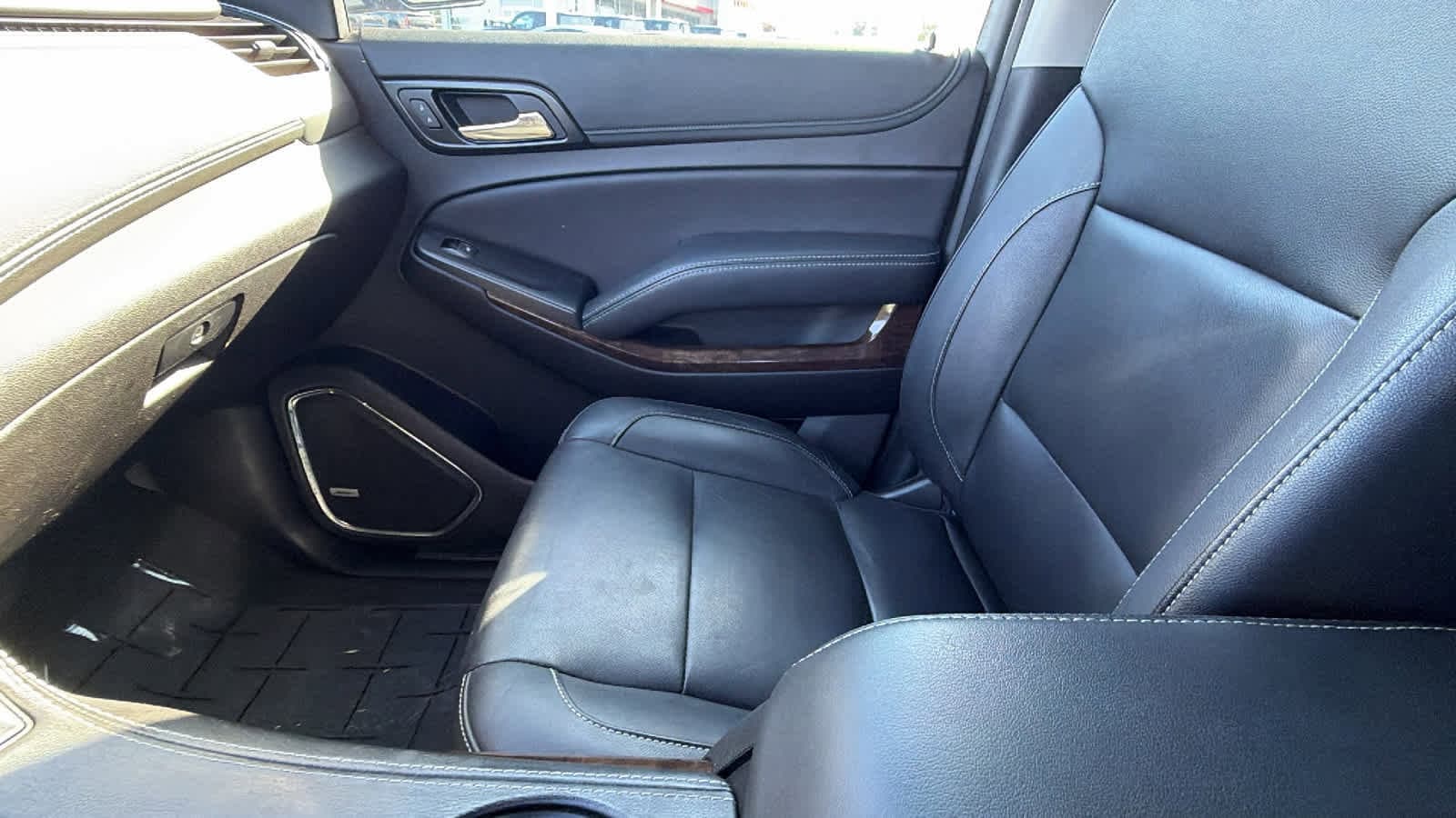 Thumbnail: 2019 Chevrolet Tahoe - 12