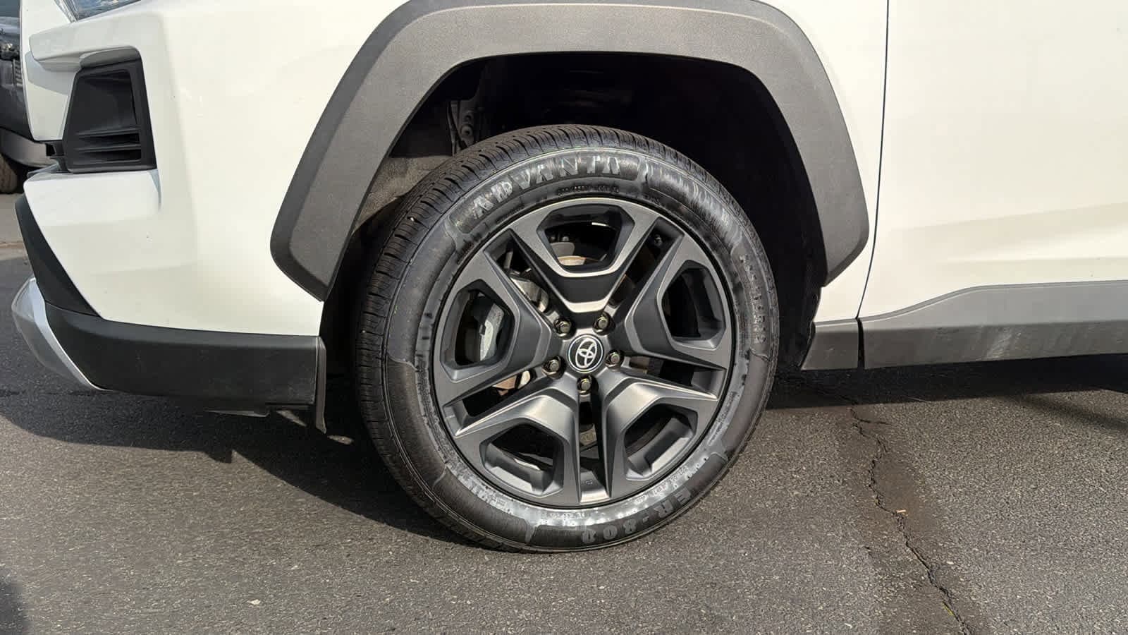 Thumbnail: 2023 Toyota RAV4 - 9