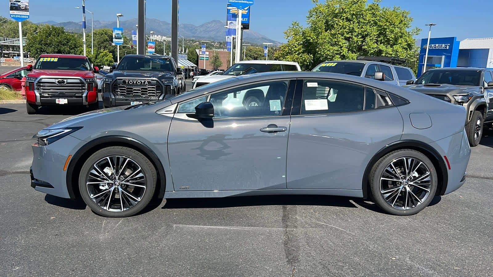 Thumbnail: 2025 Toyota Prius - 8