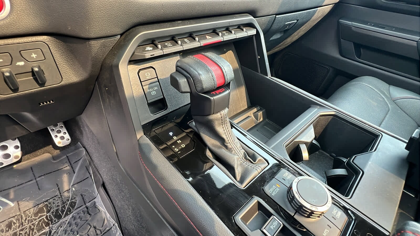 Thumbnail: 2023 Toyota Tundra - 13