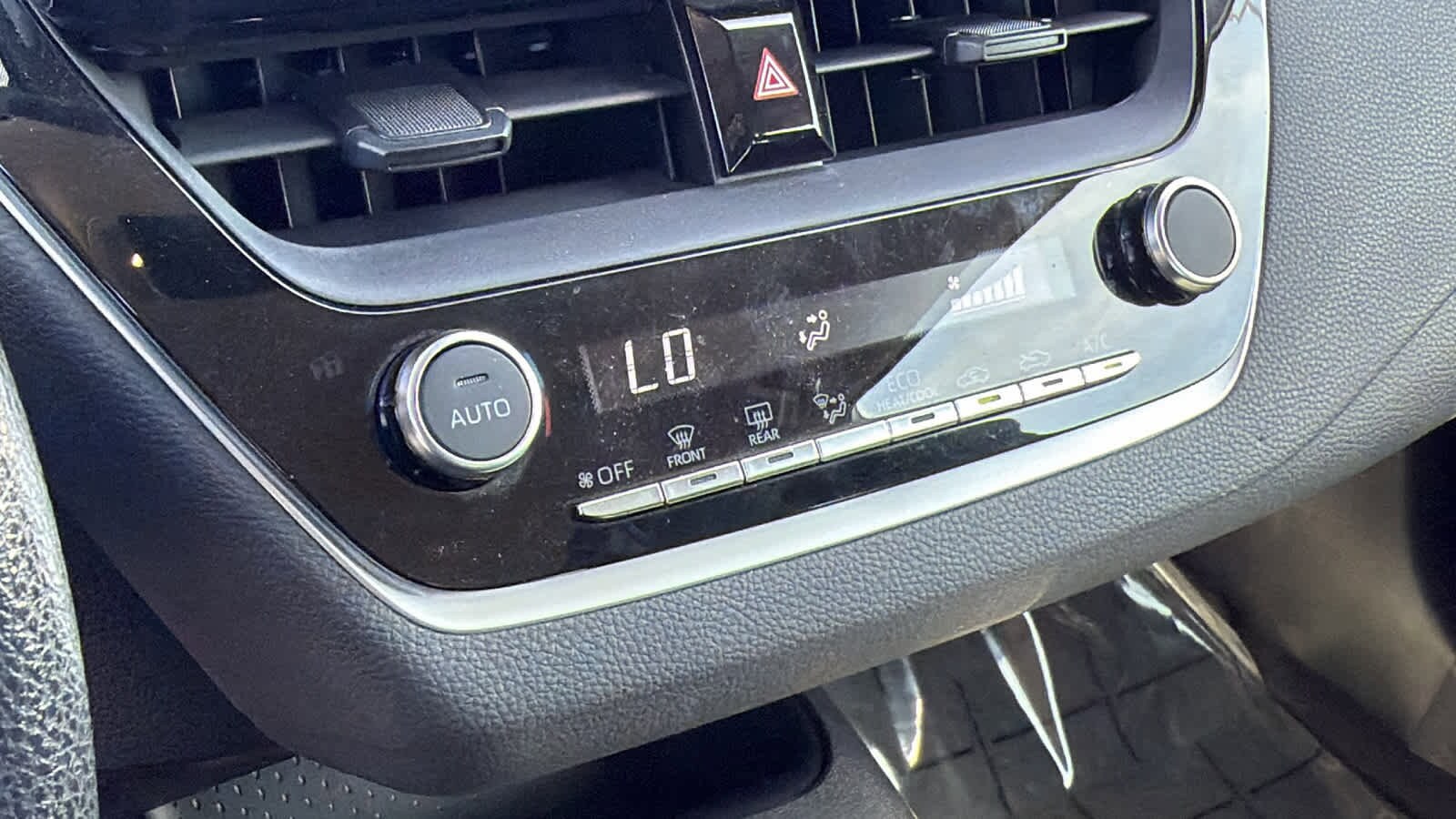 Thumbnail: 2023 Toyota Corolla - 14