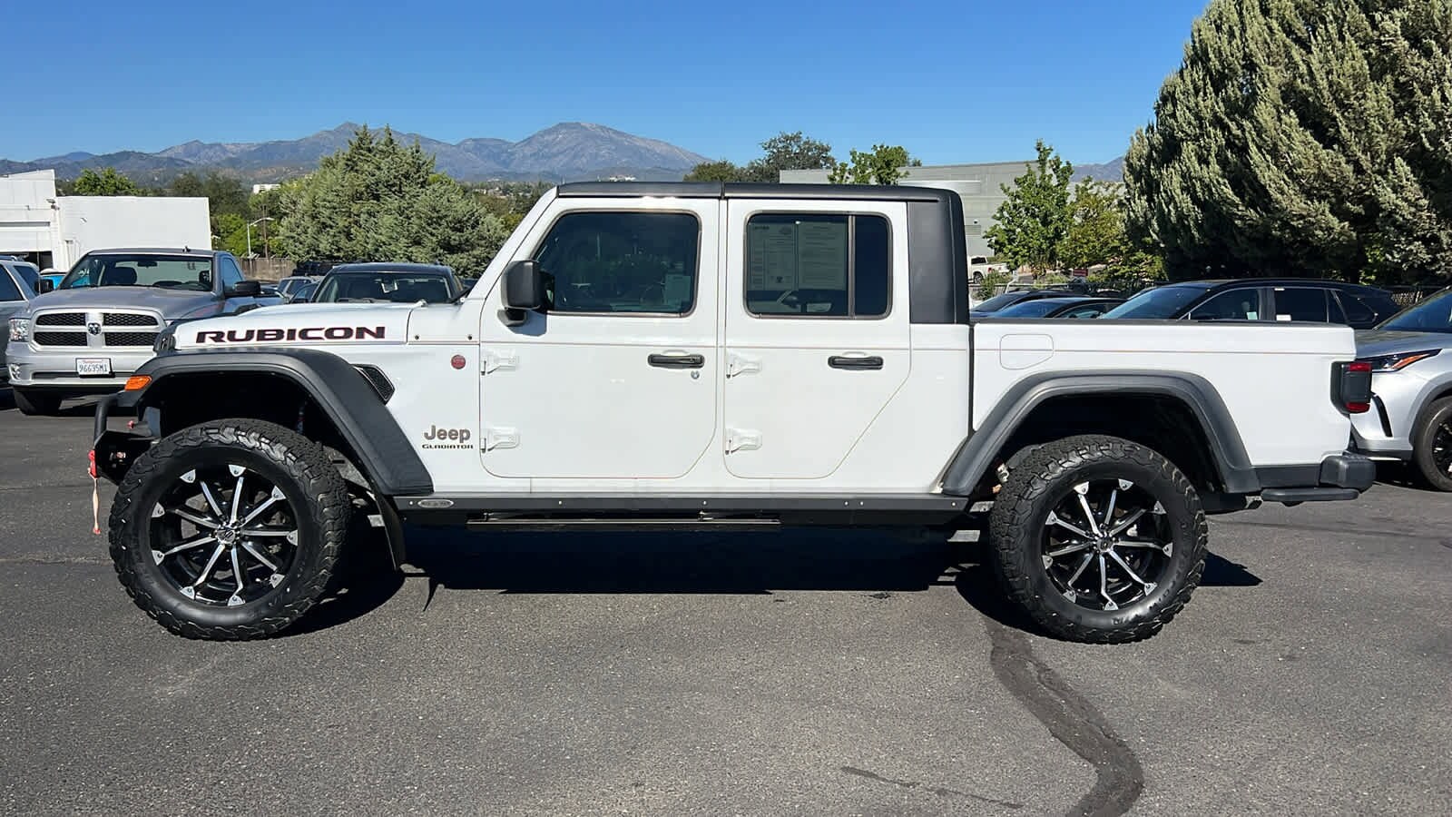 Thumbnail: 2020 Jeep Gladiator - 8