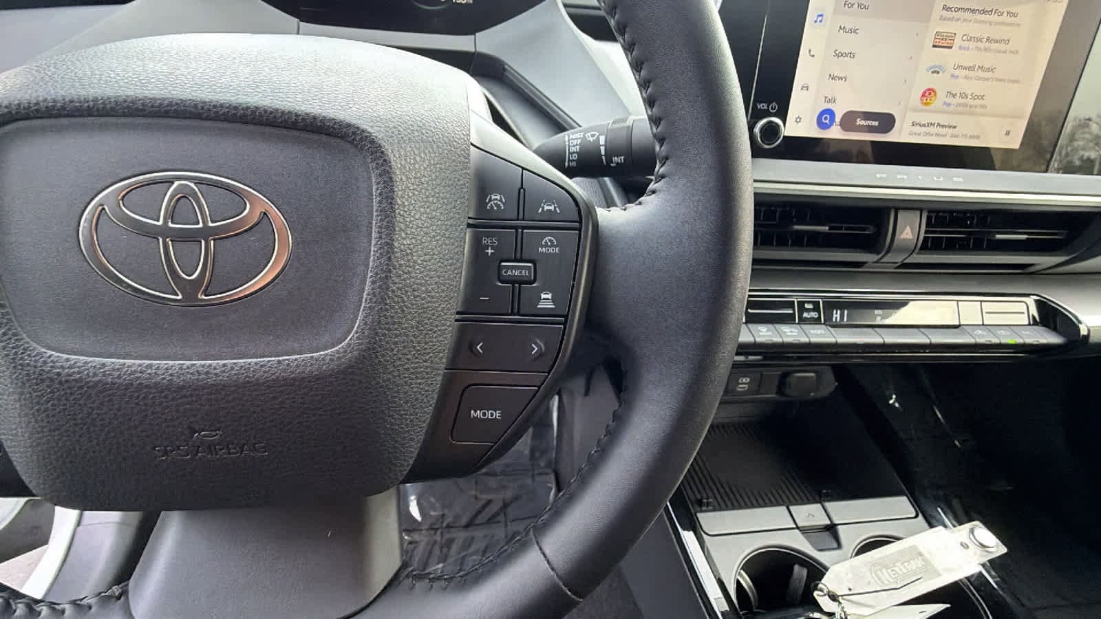 Thumbnail: 2024 Toyota Prius - 20