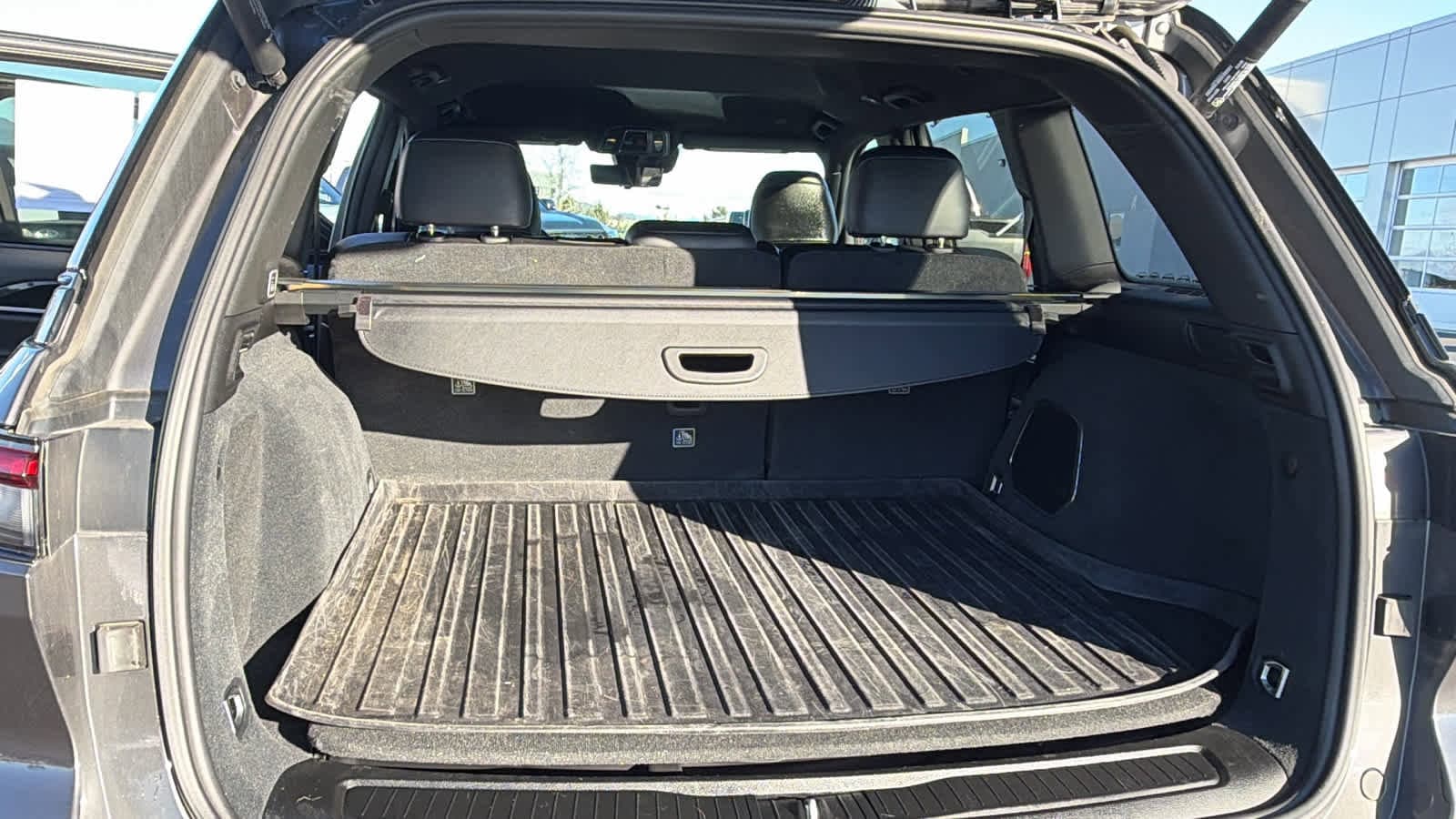 Thumbnail: 2022 Jeep Grand Cherokee - 27