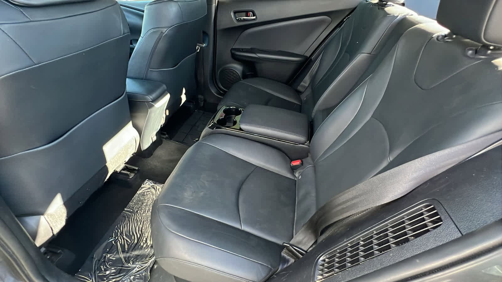 Thumbnail: 2019 Toyota Prius Prime - 24