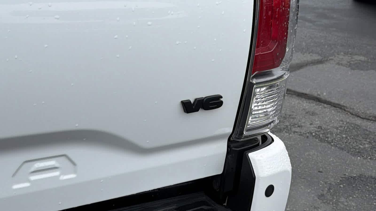 Thumbnail: 2023 Toyota Tacoma - 27
