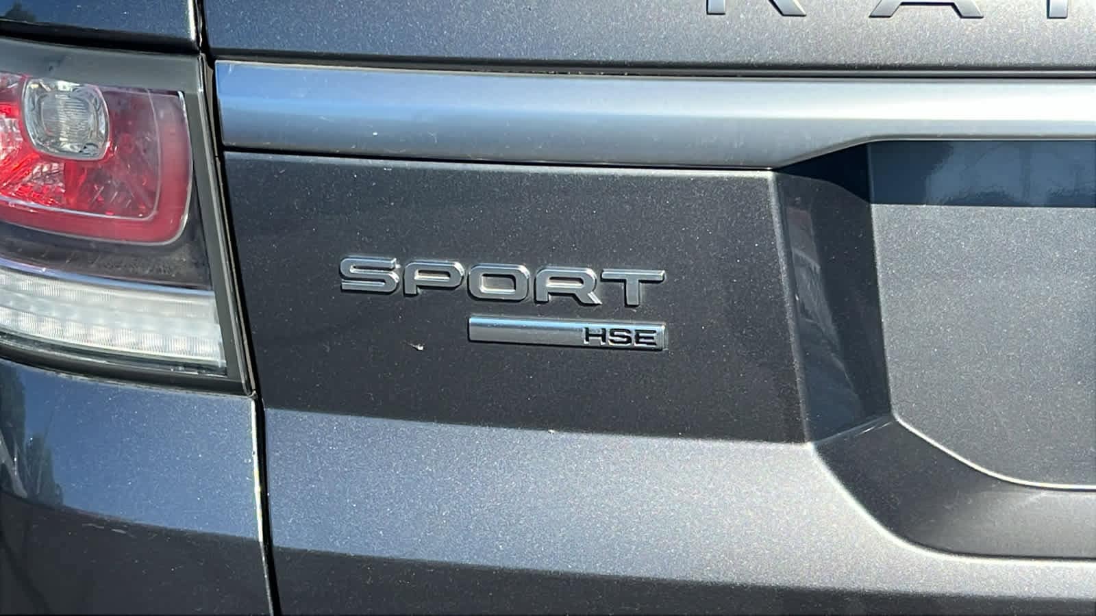 Thumbnail: 2015 Land Rover Range Rover Sport - 28