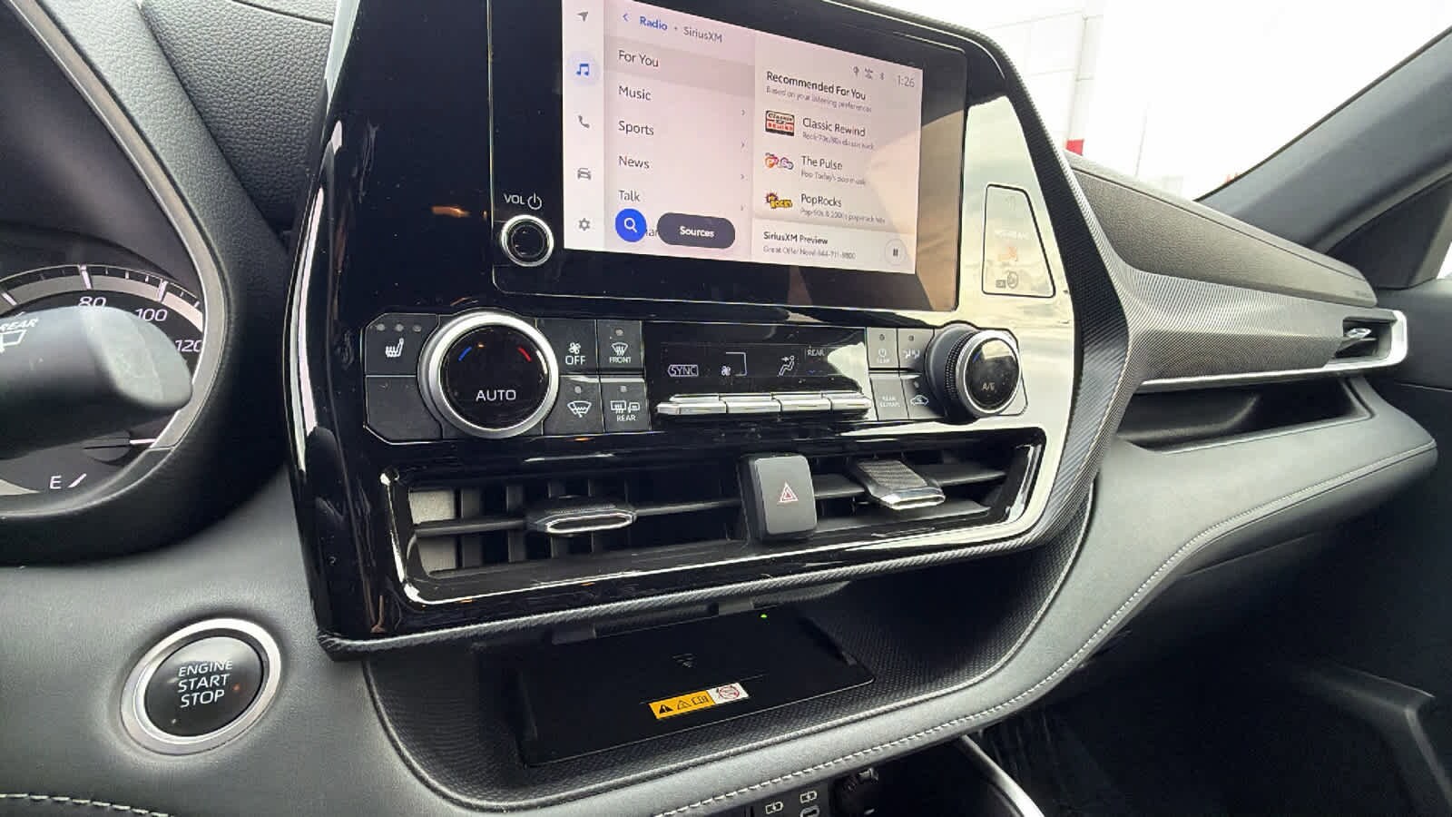 Thumbnail: 2024 Toyota Highlander - 14