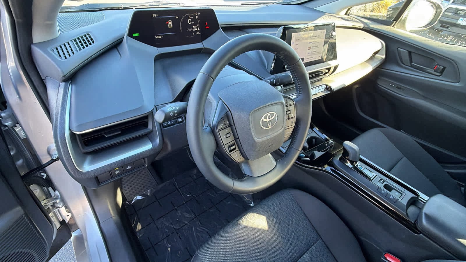 Thumbnail: 2024 Toyota Prius - 10