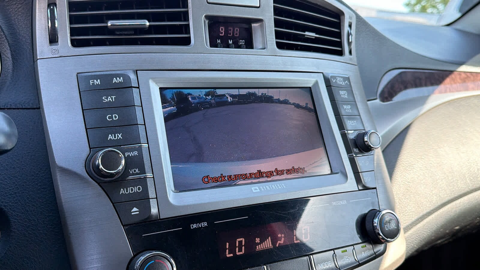 Thumbnail: 2011 Toyota Avalon - 16