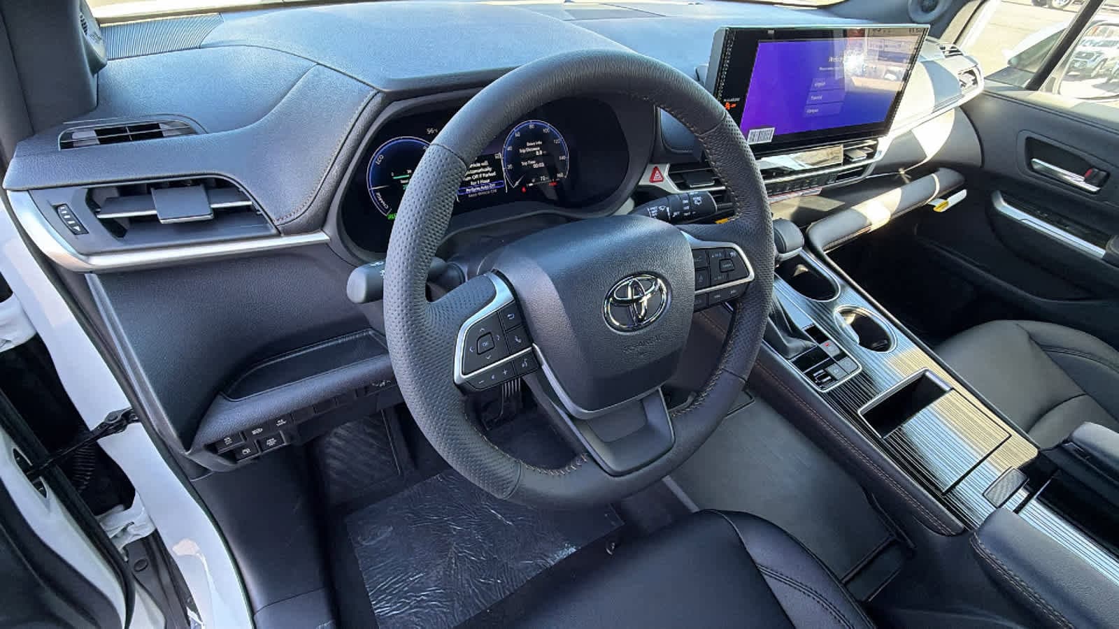 Thumbnail: 2026 Toyota Sienna - 10