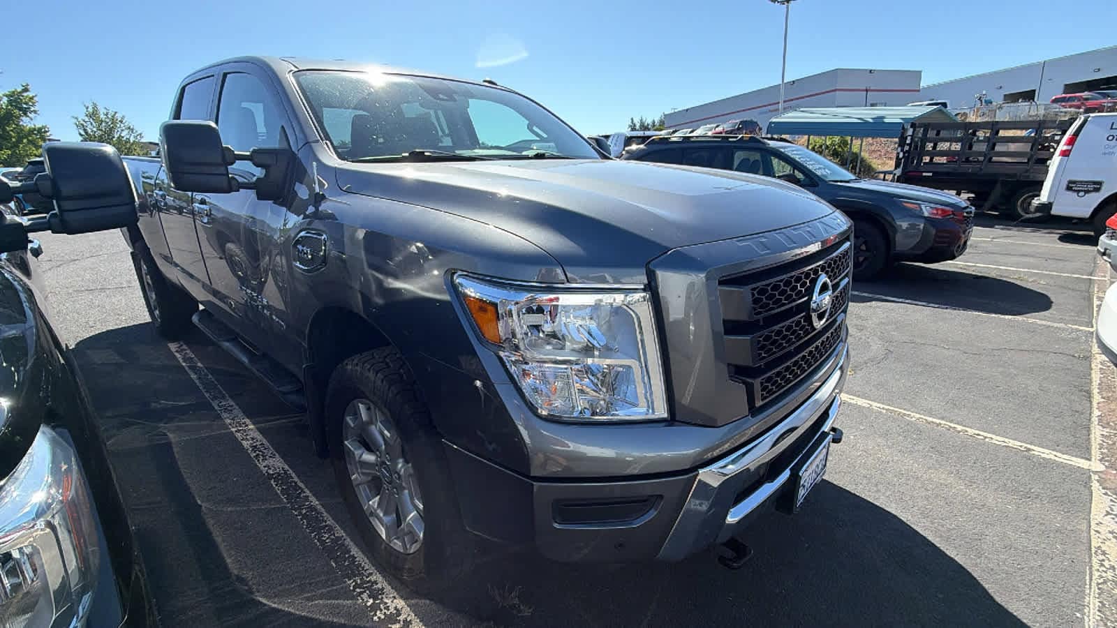 Thumbnail: 2021 Nissan Titan - 2