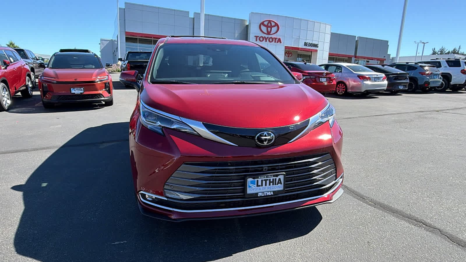 Thumbnail: 2026 Toyota Sienna - 2