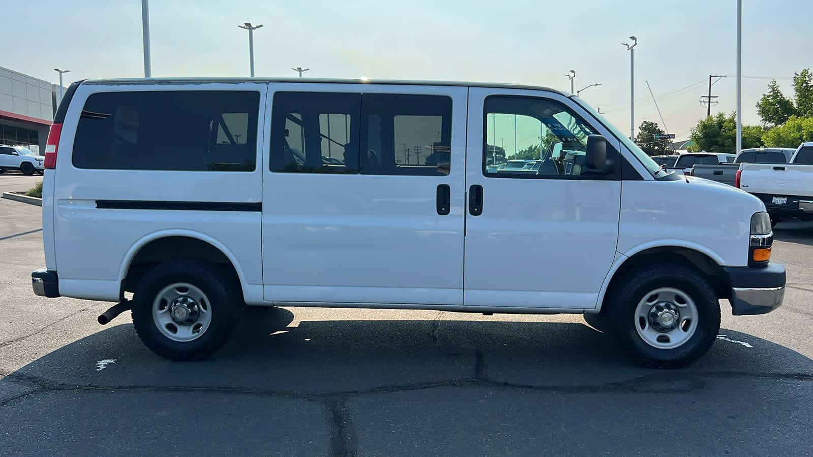 Thumbnail: 2013 Chevrolet Express - 4
