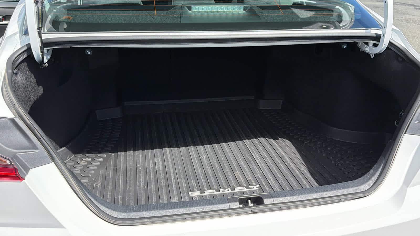 Thumbnail: 2025 Toyota Camry - 27