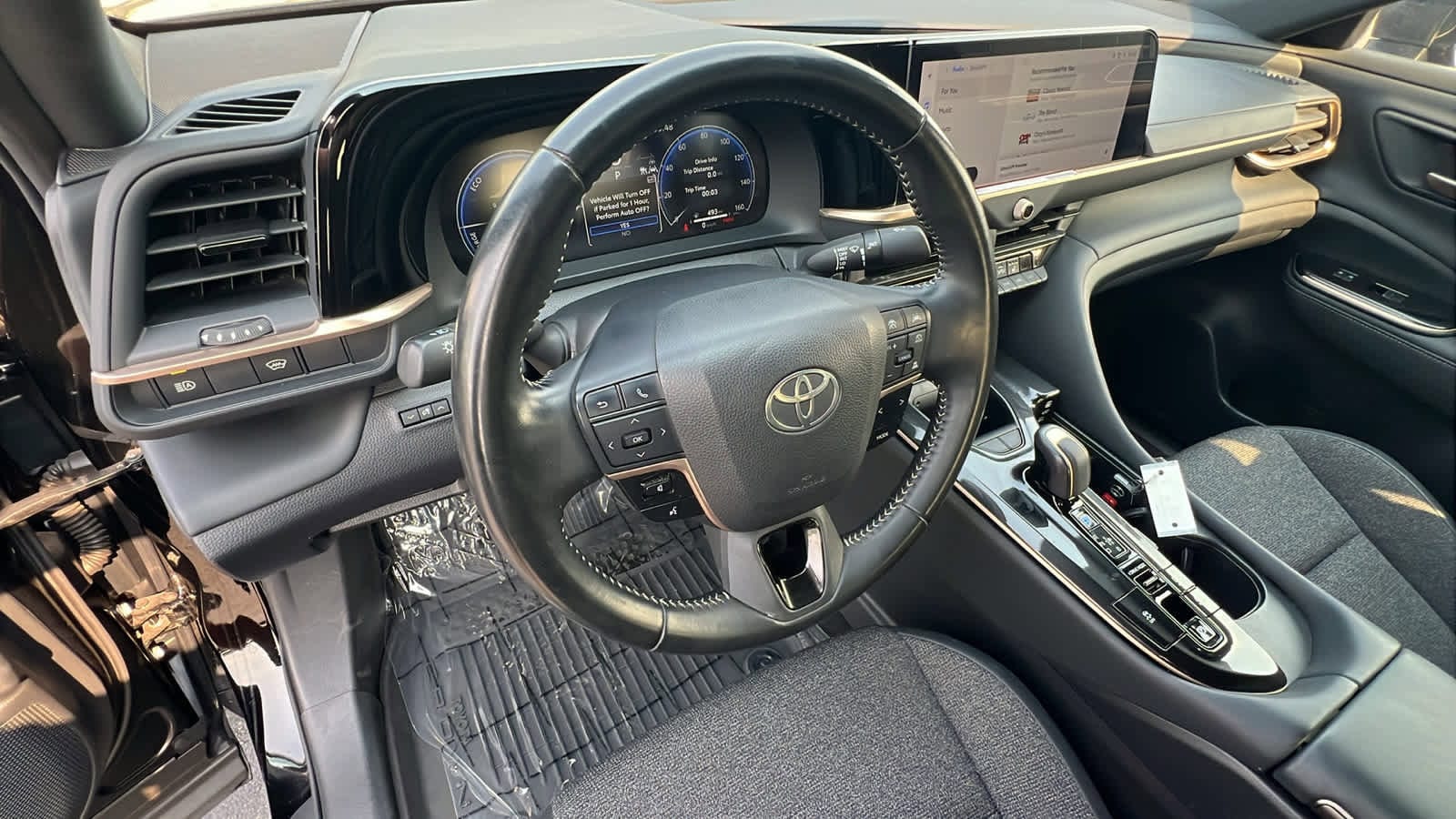 Thumbnail: 2024 Toyota Crown - 10