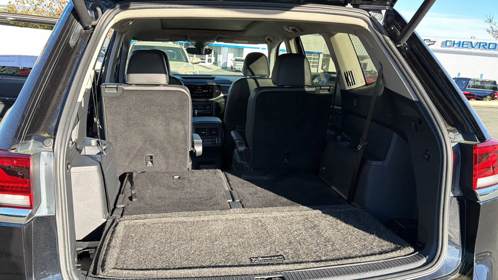 Thumbnail: 2021 Volkswagen Atlas - 27