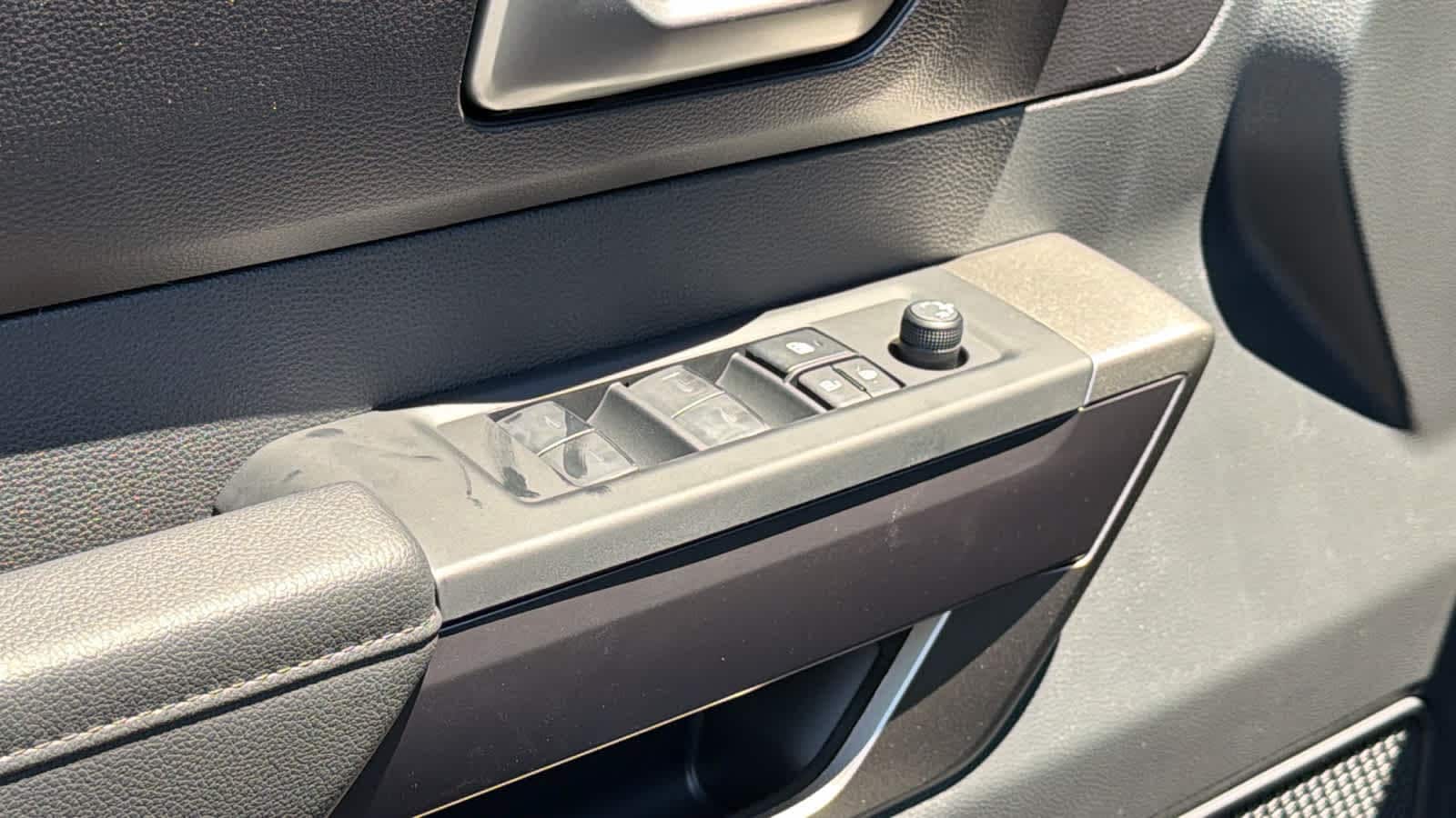 2026 Toyota Tundra SR5 - Photo 22