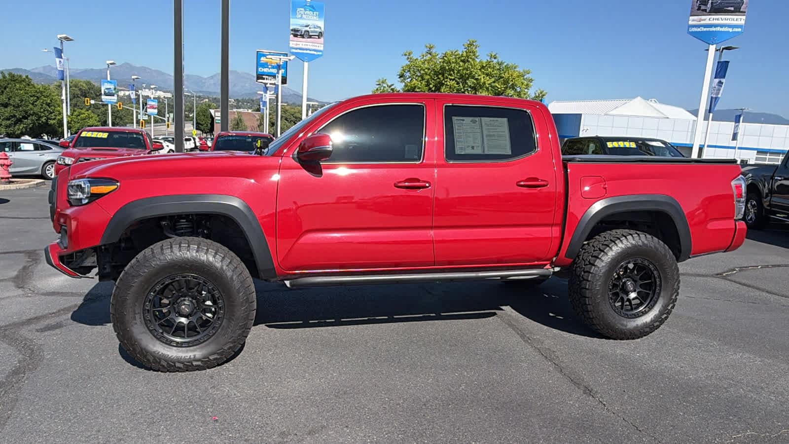 Thumbnail: 2023 Toyota Tacoma - 8