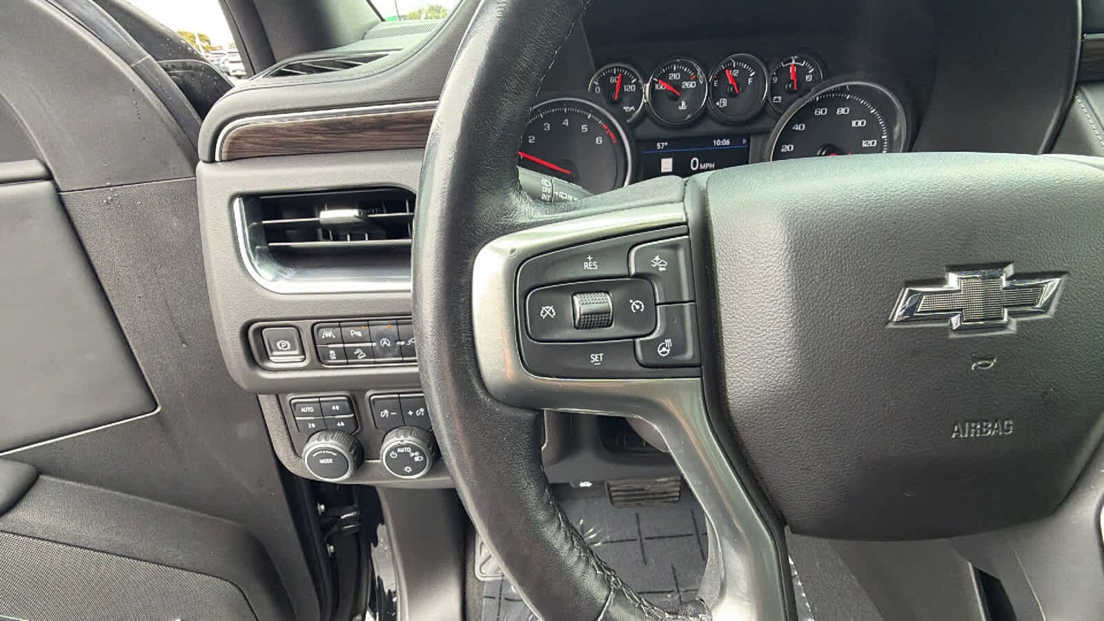 Thumbnail: 2021 Chevrolet Tahoe - 19