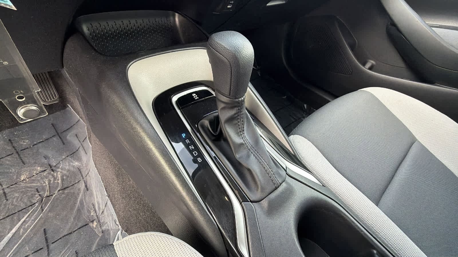 Thumbnail: 2023 Toyota Corolla - 13