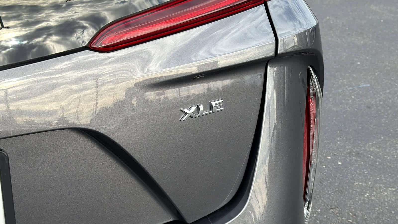 Thumbnail: 2022 Toyota Prius Prime - 28