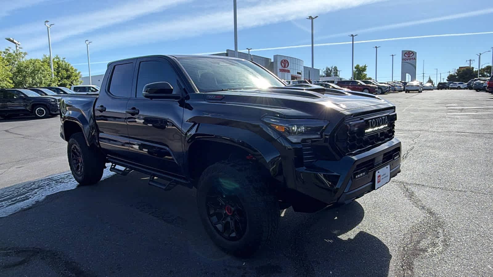 Thumbnail: 2025 Toyota Tacoma - 3
