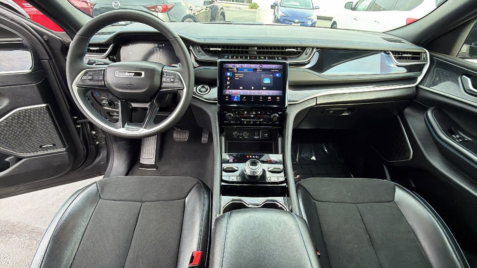 Thumbnail: 2022 Jeep Grand Cherokee - 26