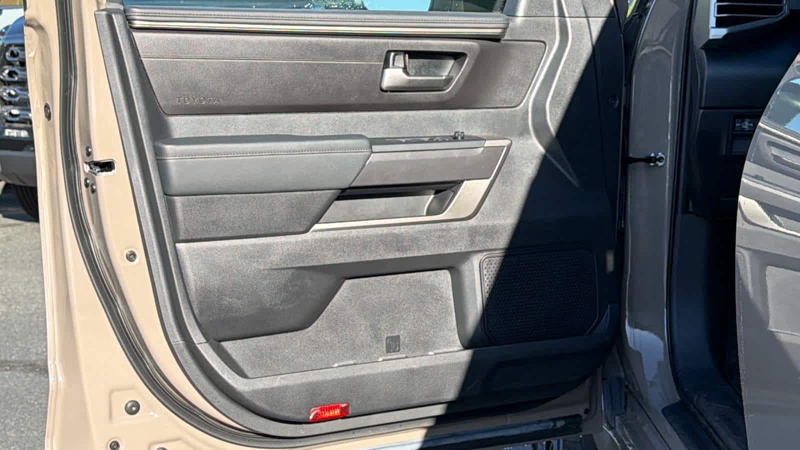 2026 Toyota Tundra SR5 - Photo 23