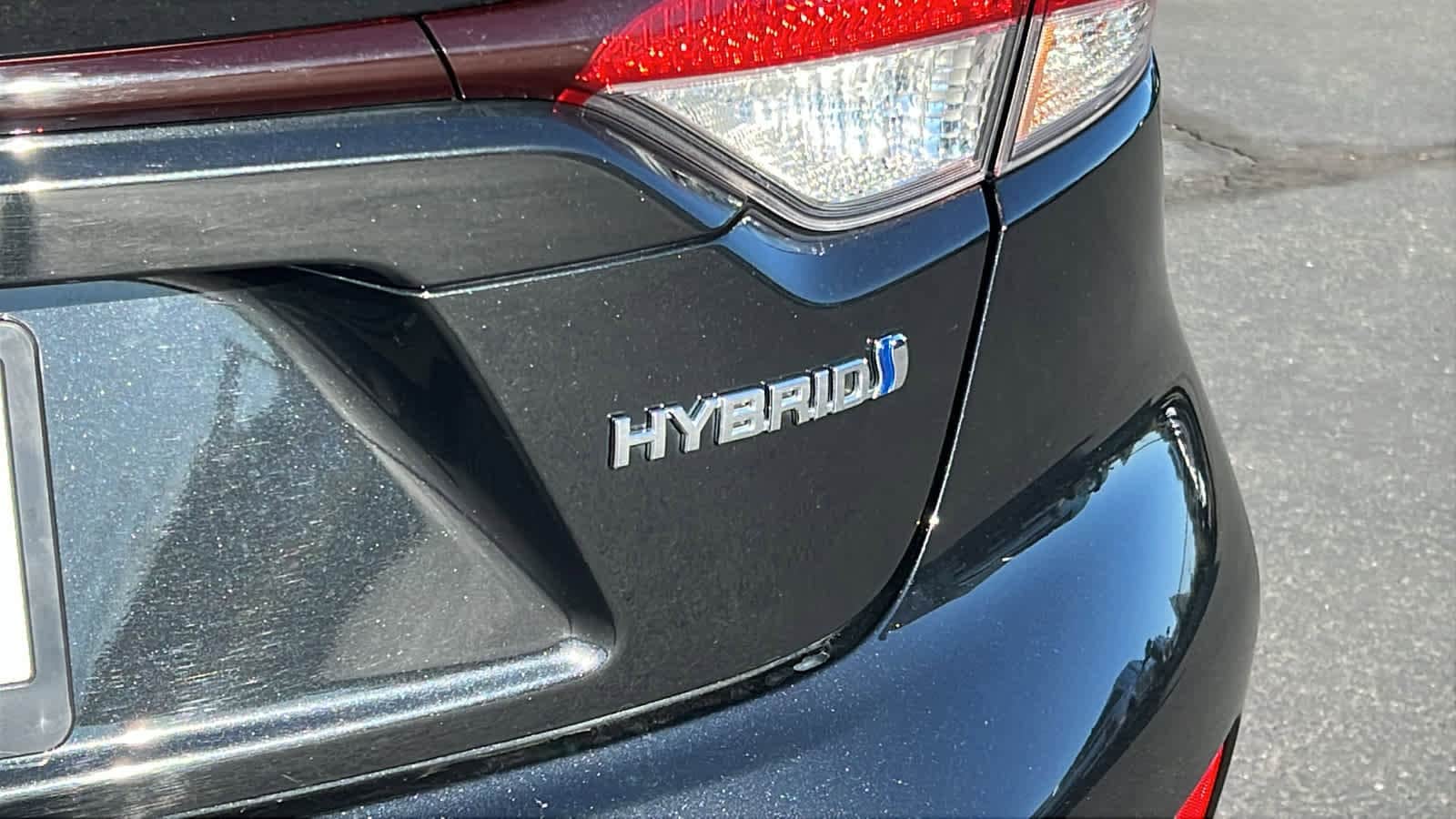 Thumbnail: 2022 Toyota Corolla - 28