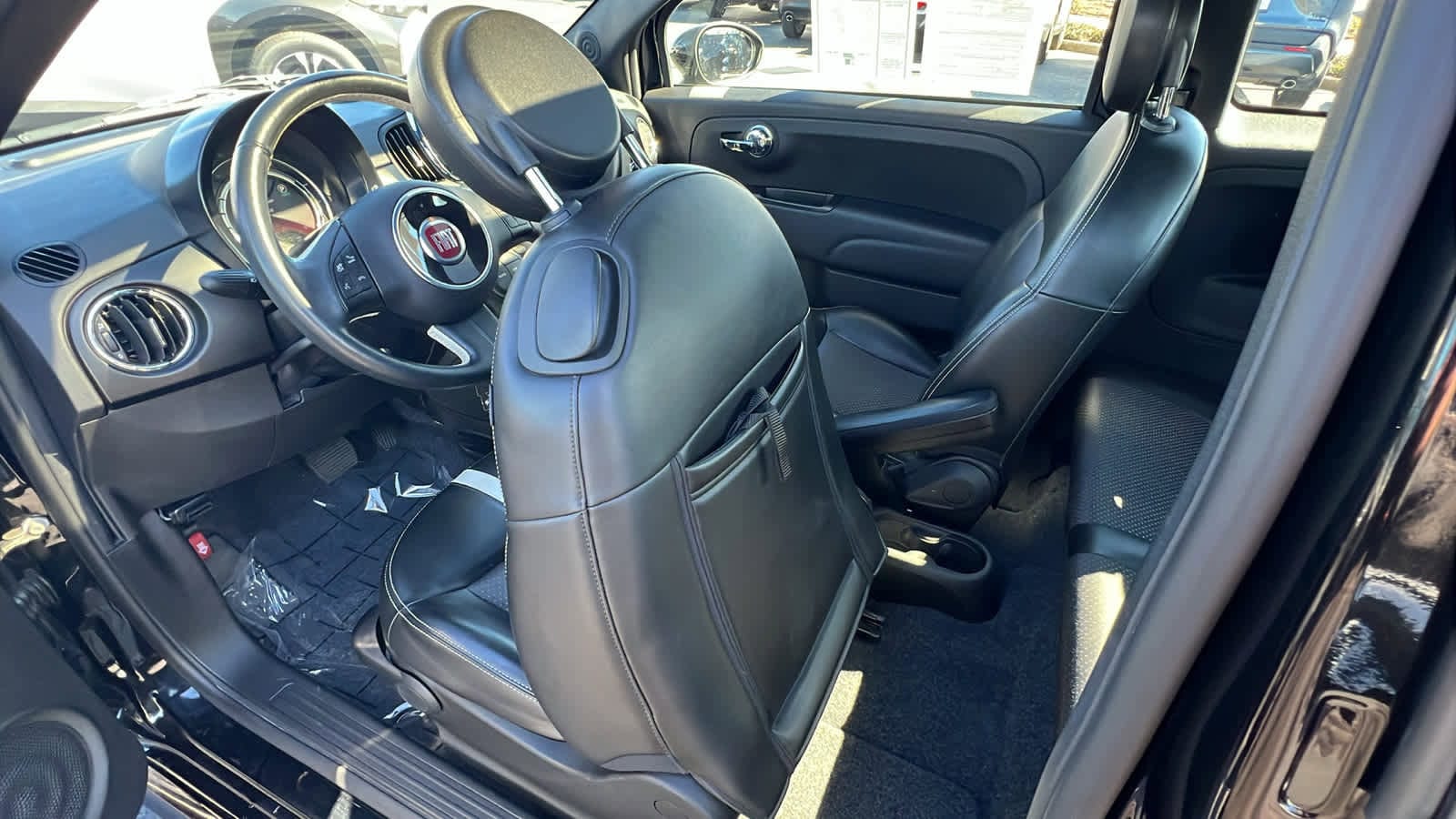 2019 Fiat 500e  12