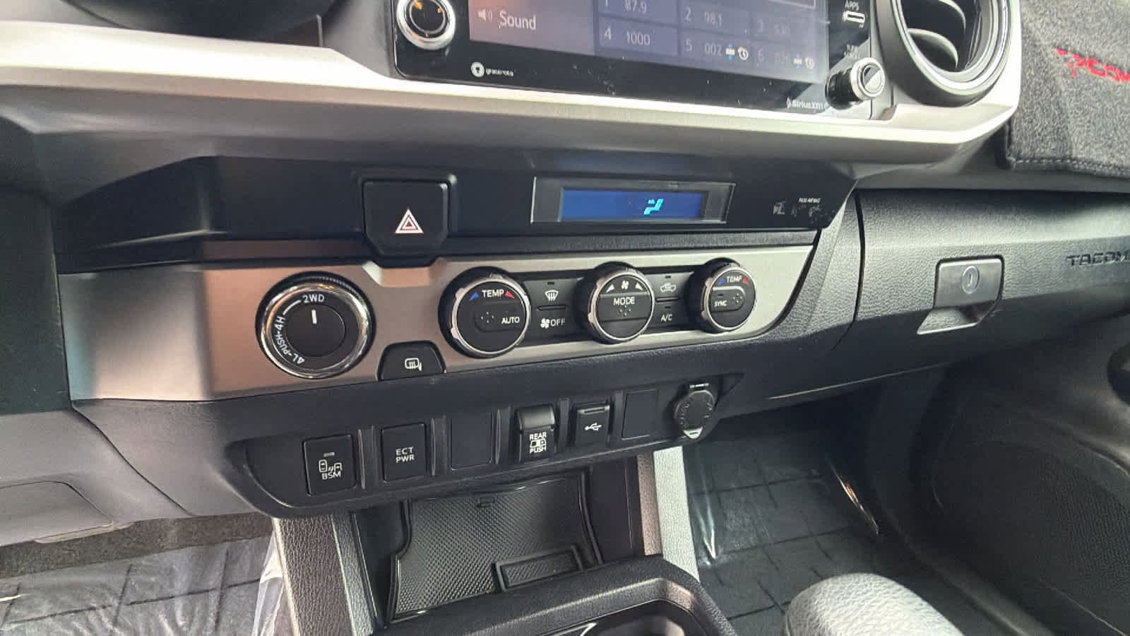 Thumbnail: 2021 Toyota Tacoma - 14