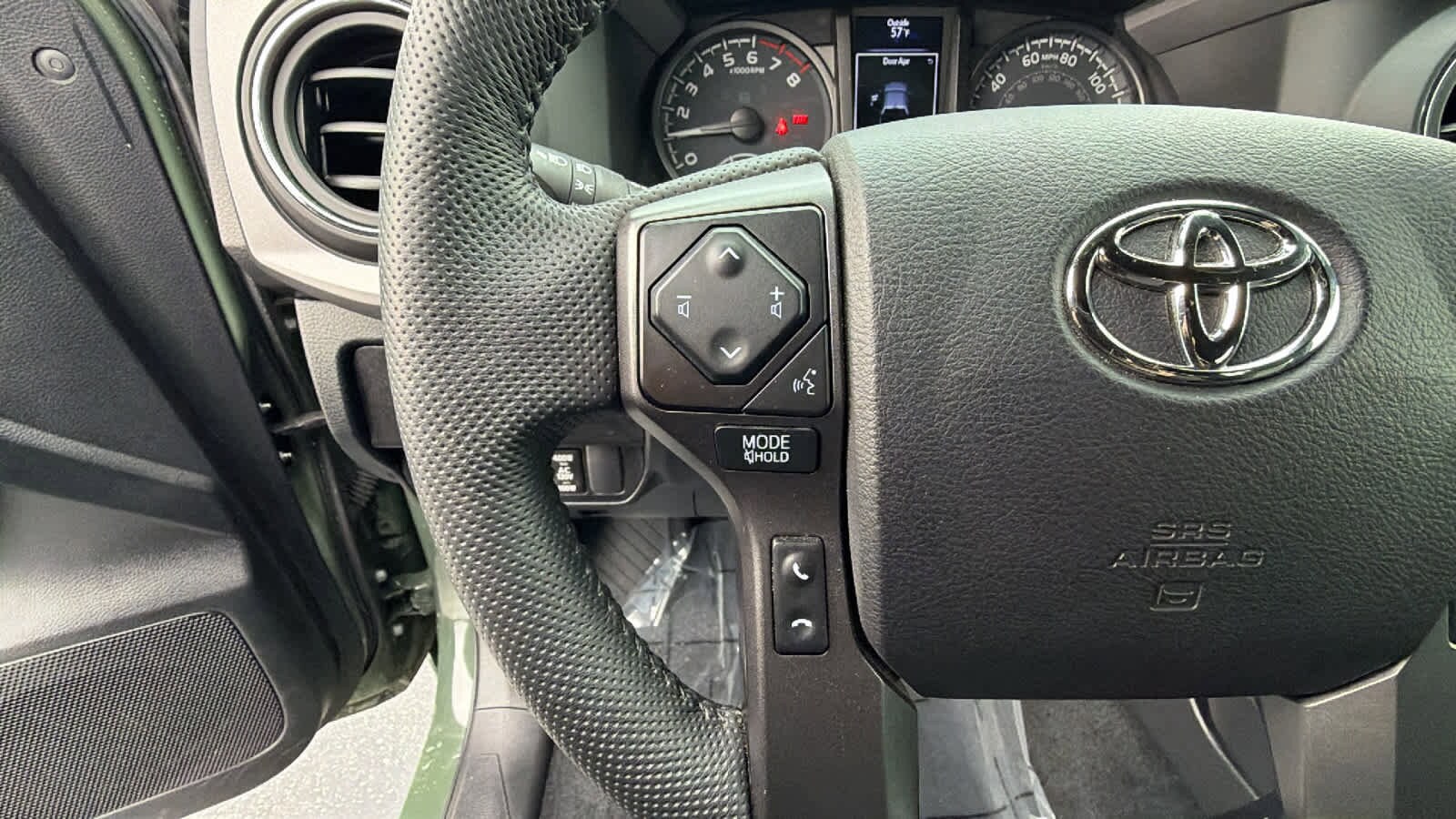 Thumbnail: 2022 Toyota Tacoma - 19