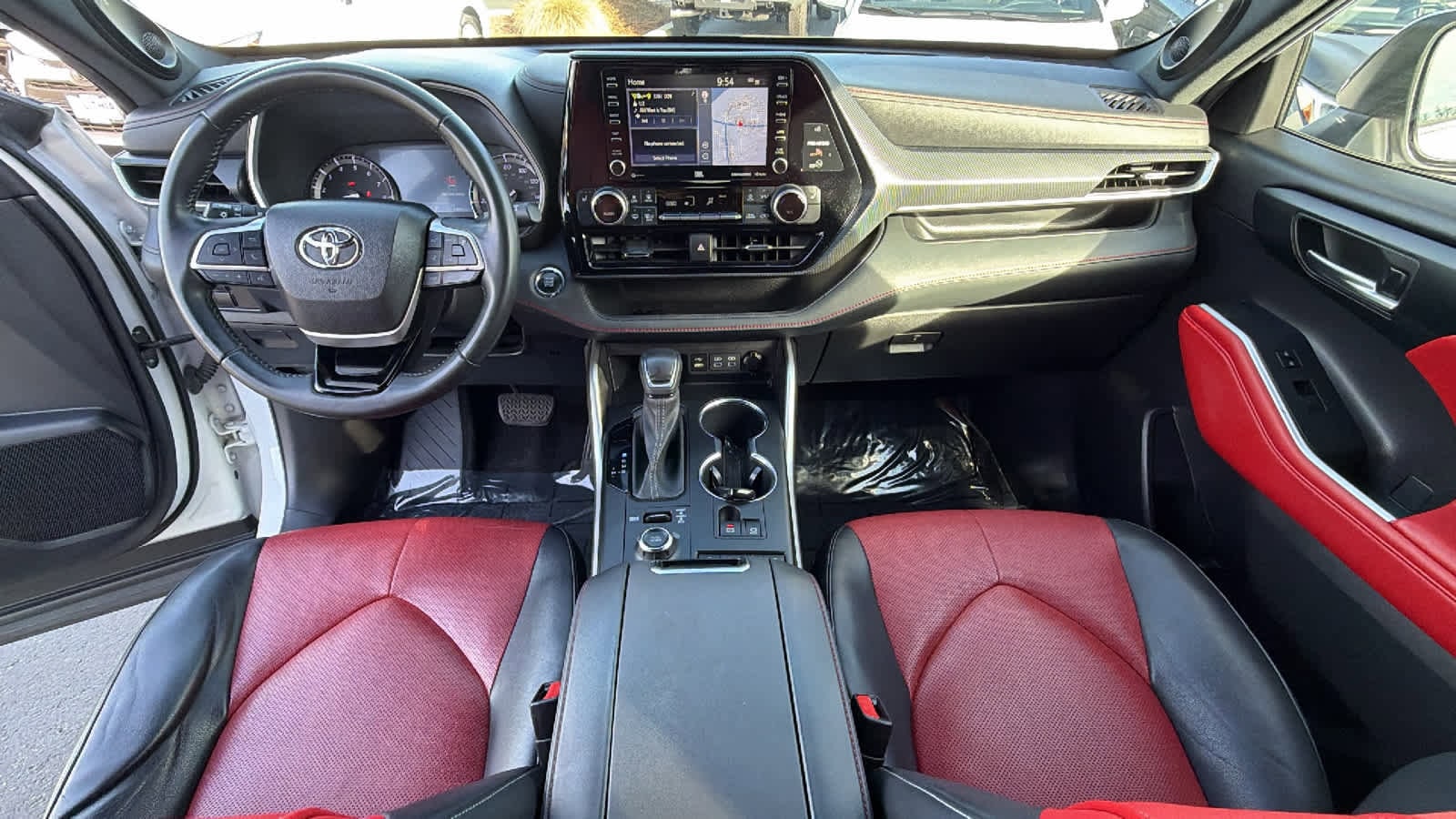 Thumbnail: 2022 Toyota Highlander - 26