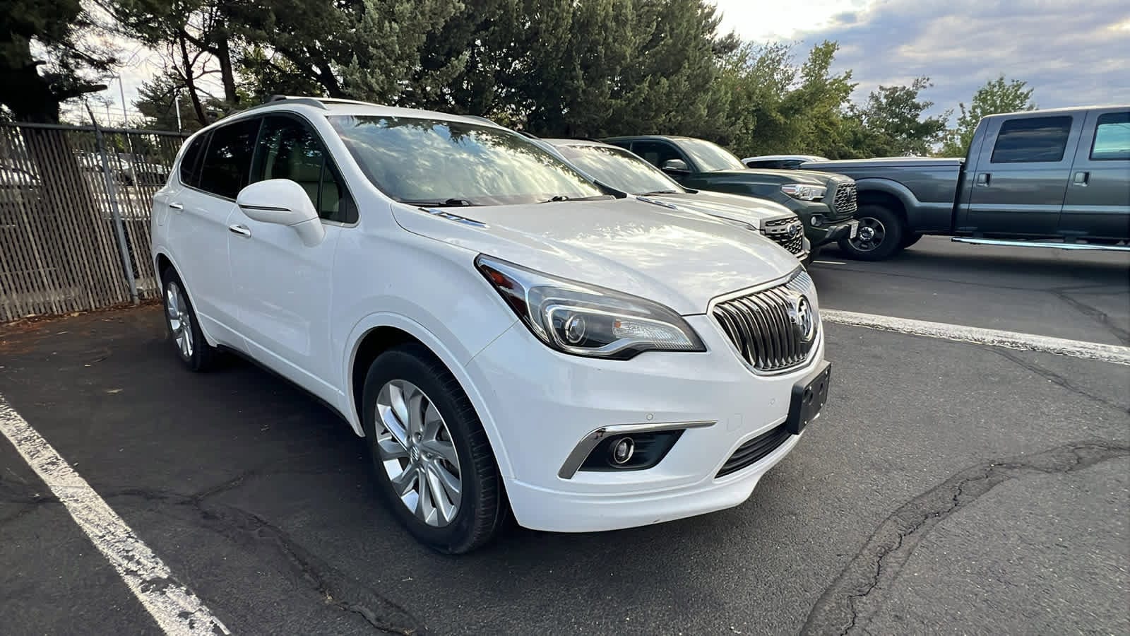 Thumbnail: 2017 Buick Envision - 2