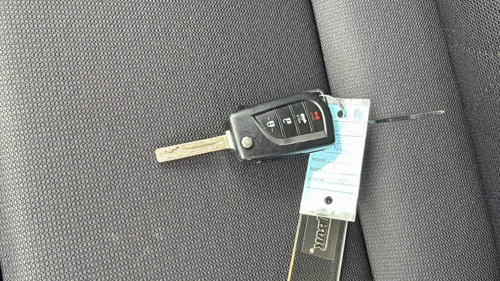 Thumbnail: 2023 Toyota Corolla - 29