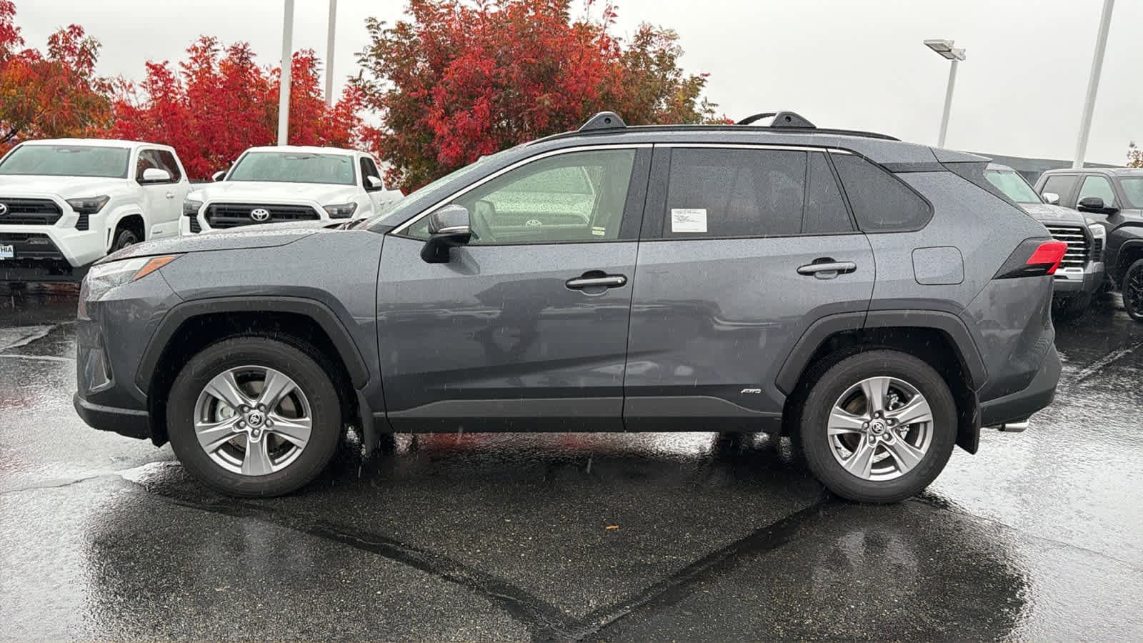 Thumbnail: 2025 Toyota RAV4 - 8