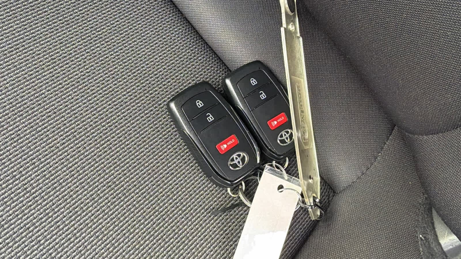 Thumbnail: 2024 Toyota Prius - 29