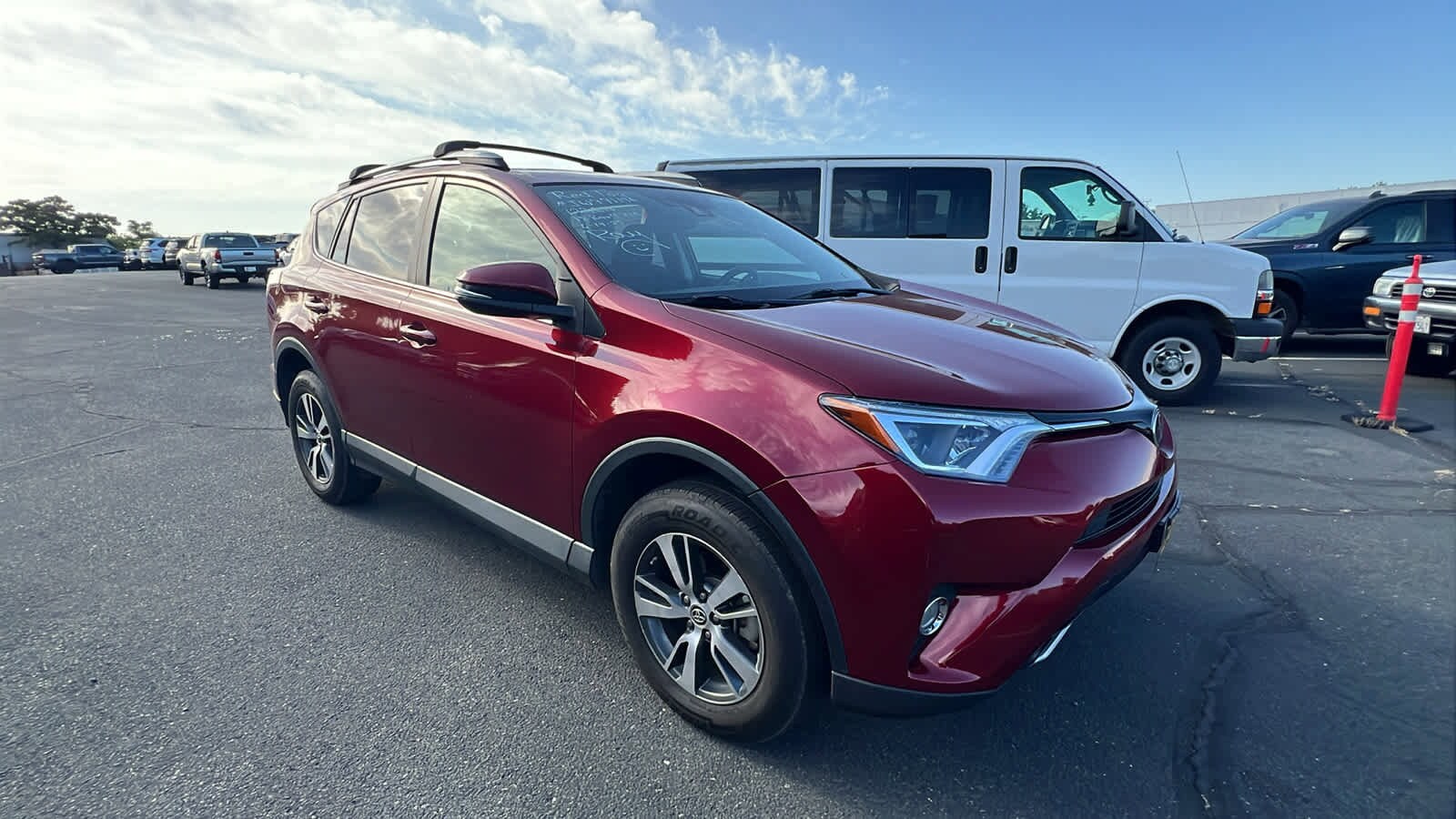 2018 Toyota RAV4 XLE 2