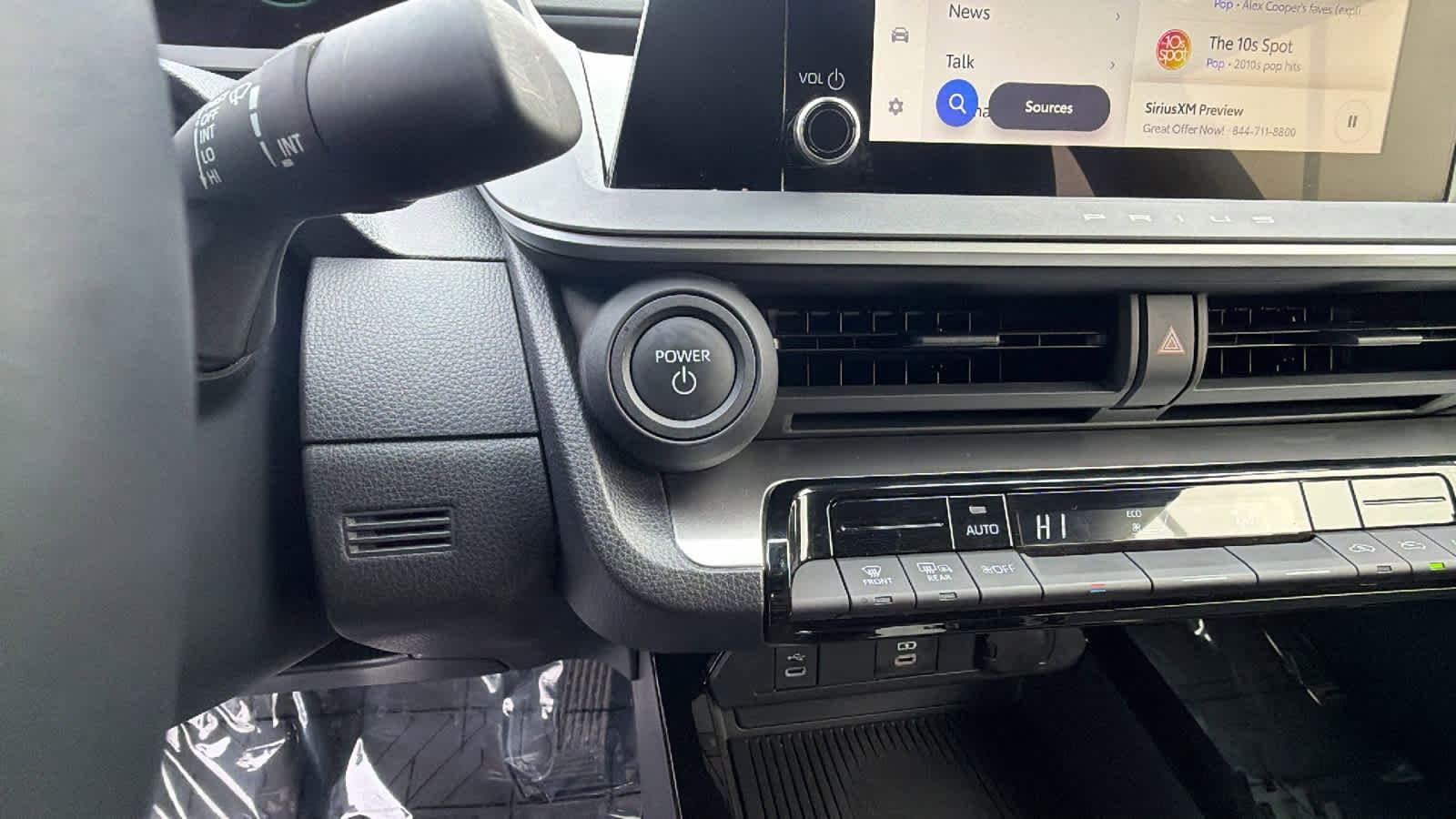 Thumbnail: 2024 Toyota Prius - 17