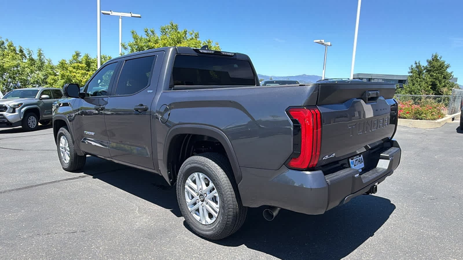 2026 Toyota Tundra SR5 - Photo 7