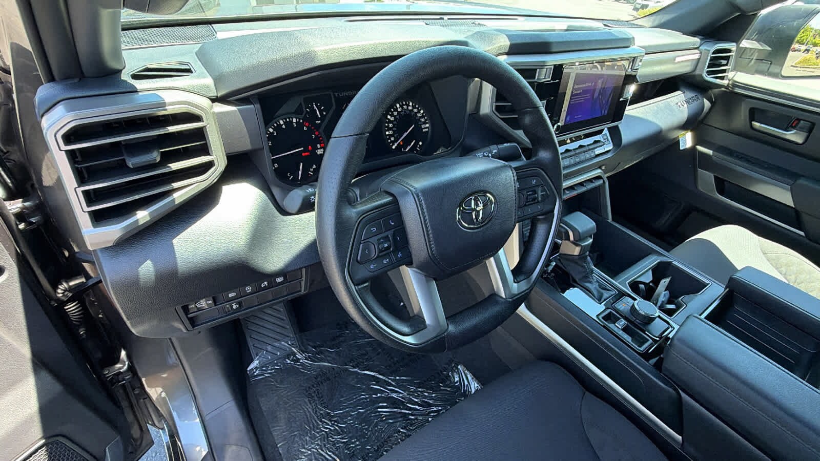 2026 Toyota Tundra SR5 - Photo 10