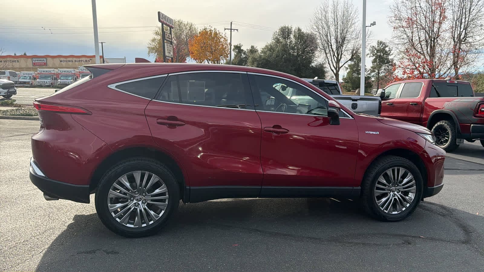 Thumbnail: 2021 Toyota Venza - 4